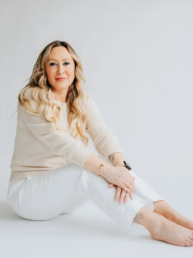 Jennifer Brandt, Realtor on the Rise, magazine feature photography by studioUSA in Dallas-Fort Worth