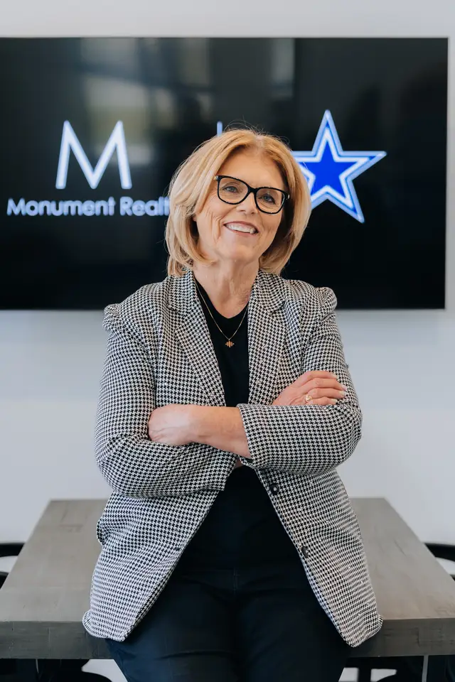 Ann Sowieja, branding photography by studioUSA in Dallas-Fort Worth