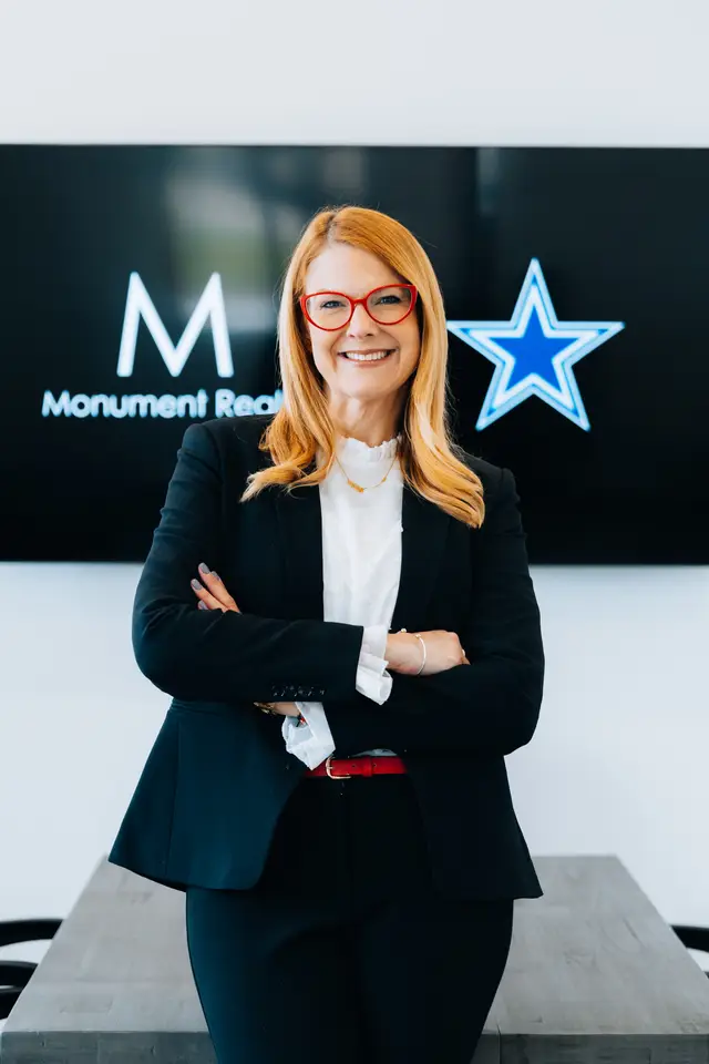 Ann Sowieja, branding photography by studioUSA in Dallas-Fort Worth