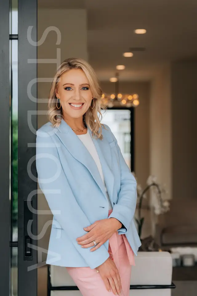 Tracy Cavazos, branding photography by studioUSA in Dallas-Fort Worth