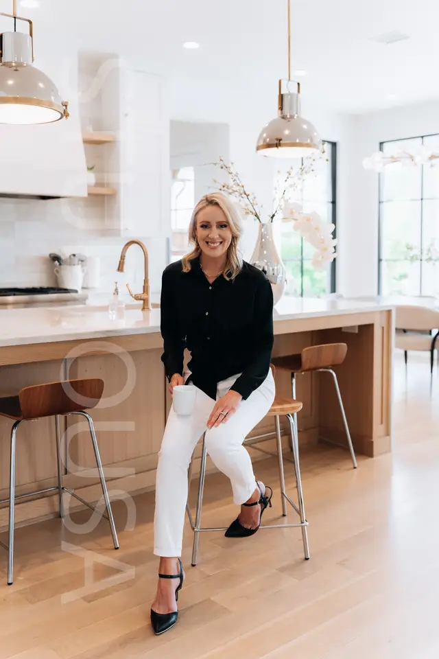 Tracy Cavazos, branding photography by studioUSA in Dallas-Fort Worth