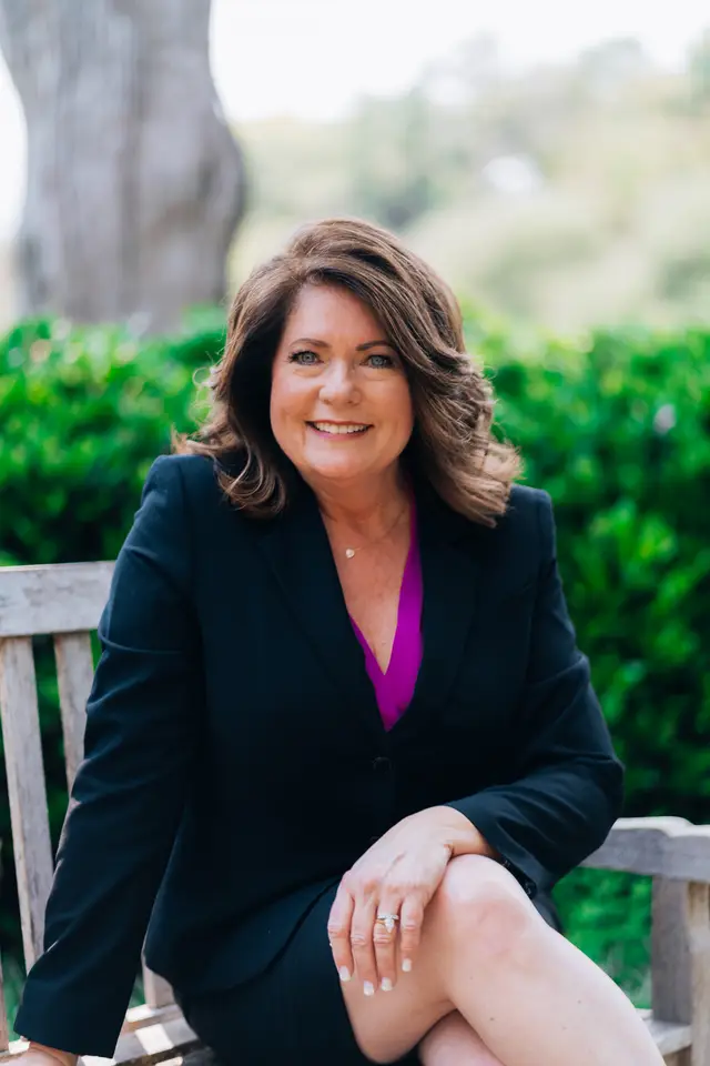 Denise Cullers, headshot photography by studioUSA in Dallas-Fort Worth