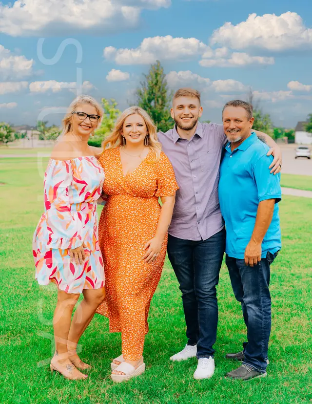 Kendra McKiddy, branding photography by studioUSA in Dallas-Fort Worth