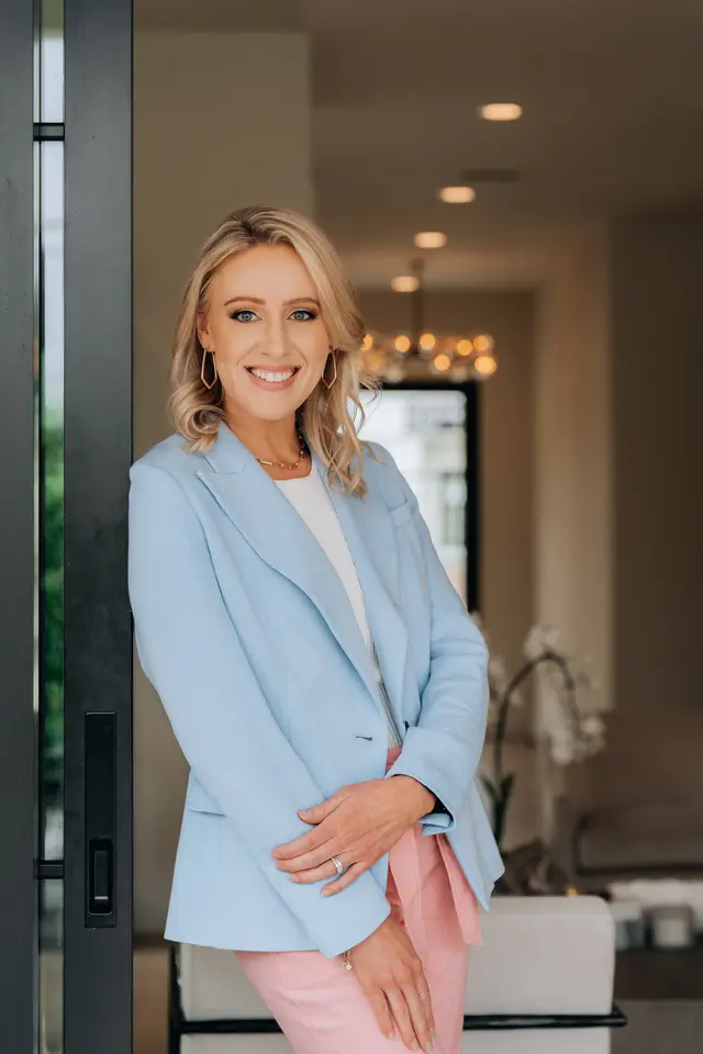 Tracy Cavazos, branding photography by studioUSA in Dallas-Fort Worth