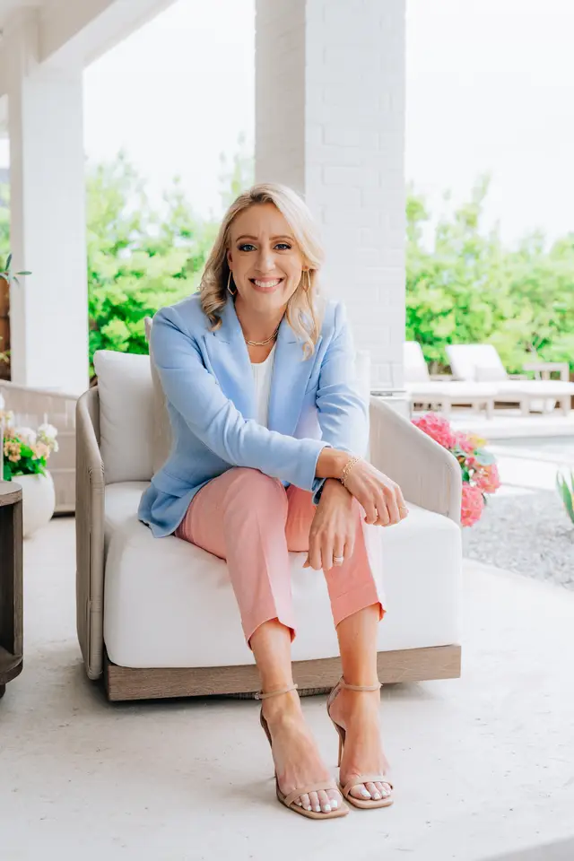 Tracy Cavazos, branding photography by studioUSA in Dallas-Fort Worth