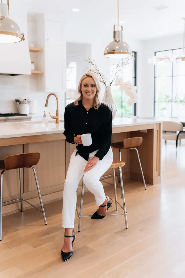 Tracy Cavazos, branding photography by studioUSA in Dallas-Fort Worth