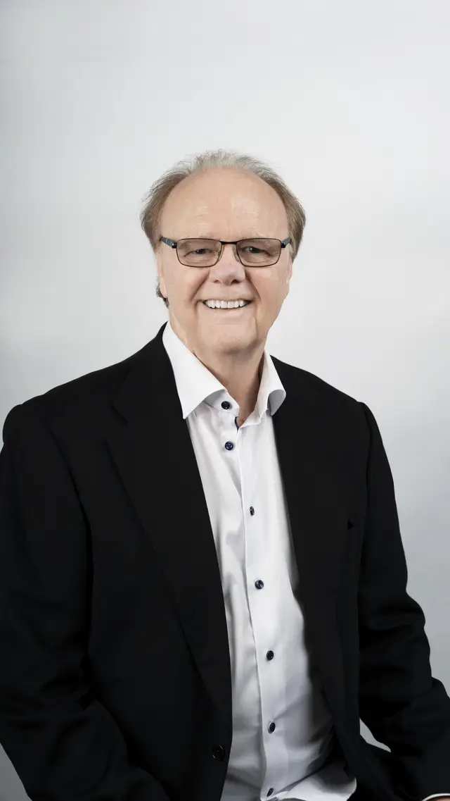 Ebby DFW Northwest, headshot photography by studioUSA in Dallas-Fort Worth