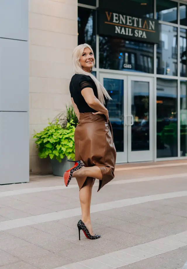 Jenni Rudolf, branding photography by studioUSA in Dallas-Fort Worth