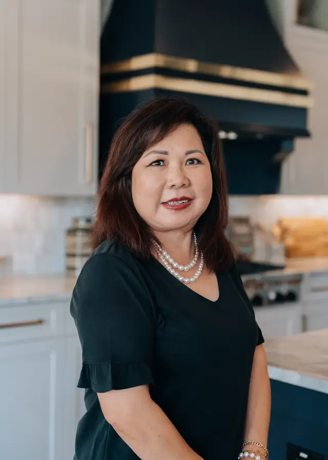 Emily Huynh, headshot photography by studioUSA in Dallas-Fort Worth