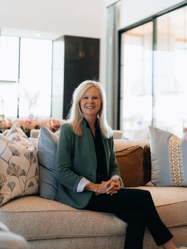 Stephanie, branding photography by studioUSA in Dallas-Fort Worth