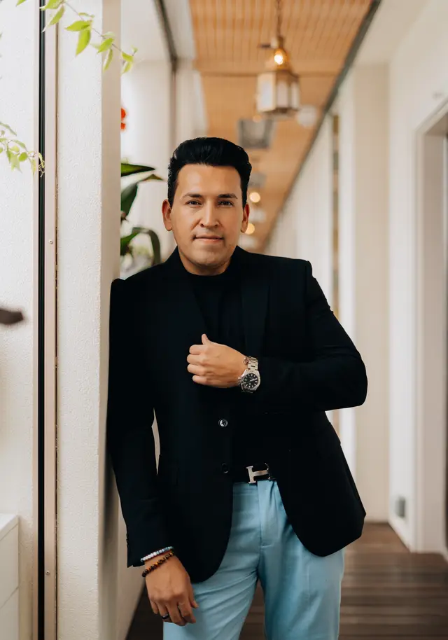 Joseph Garcia, branding photography by studioUSA in Dallas-Fort Worth