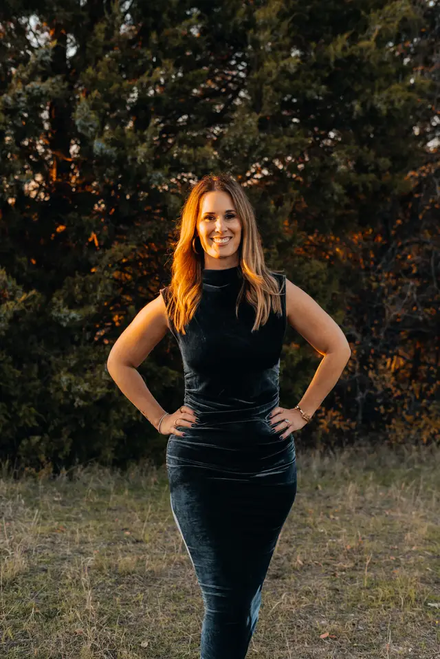 Shelby Sokolash, branding photography by studioUSA in Dallas-Fort Worth