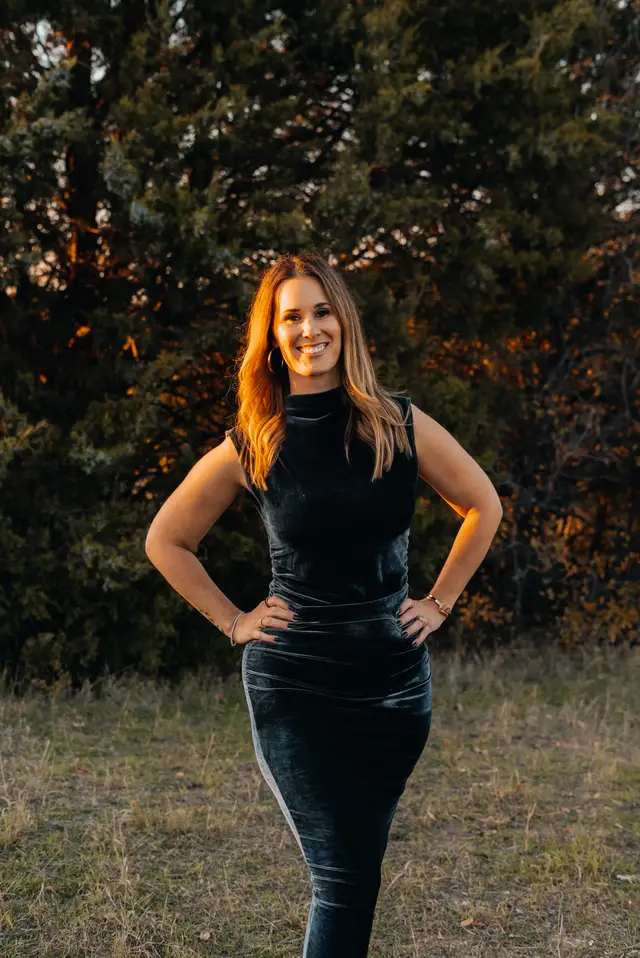 Shelby Sokolash, branding photography by studioUSA in Dallas-Fort Worth