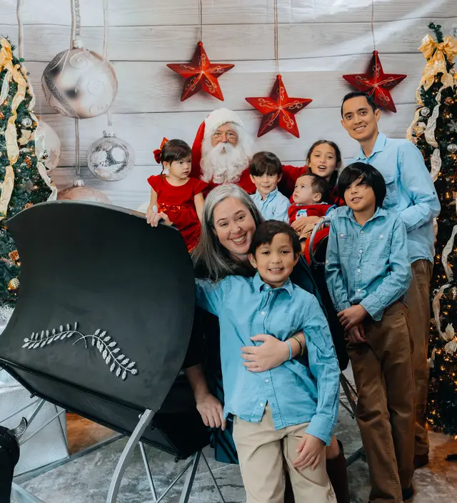 Keller Williams Photos with Santa, event photography by studioUSA in Dallas-Fort Worth