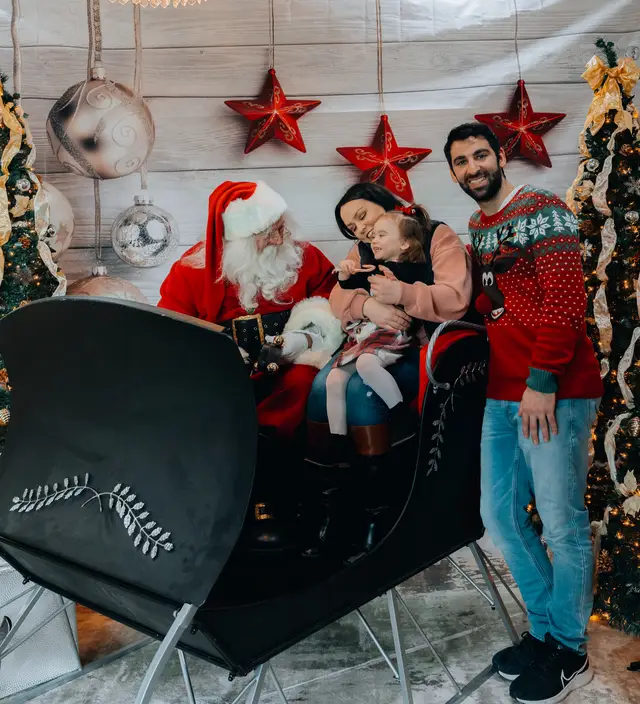 Keller Williams Photos with Santa, event photography by studioUSA in Dallas-Fort Worth