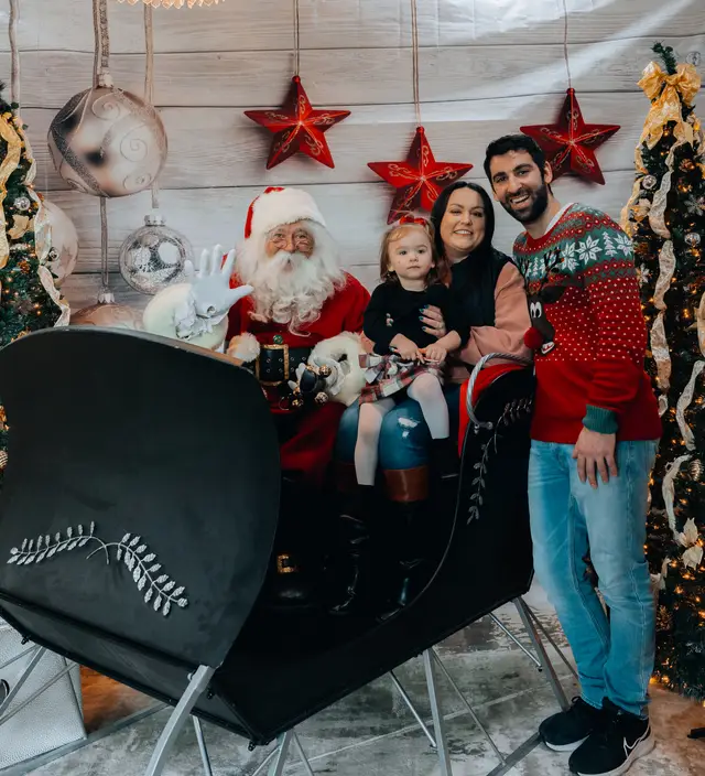 Keller Williams Photos with Santa, event photography by studioUSA in Dallas-Fort Worth