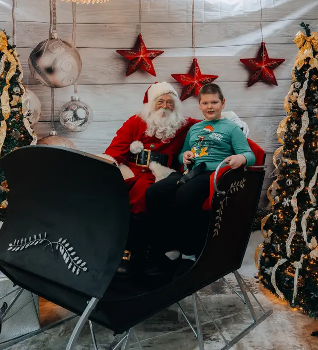 Keller Williams Photos with Santa, event photography by studioUSA in Dallas-Fort Worth