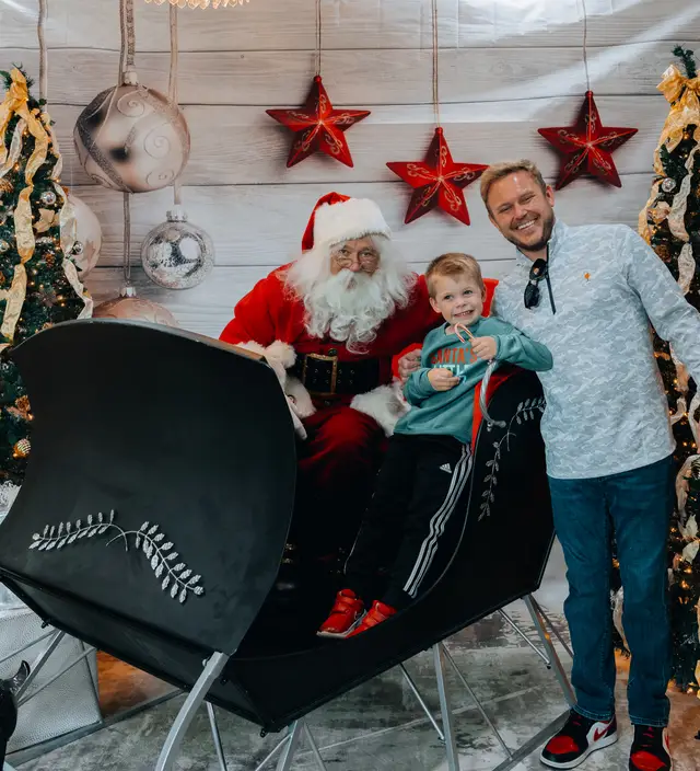 Keller Williams Photos with Santa, event photography by studioUSA in Dallas-Fort Worth
