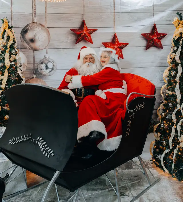 Keller Williams Photos with Santa, event photography by studioUSA in Dallas-Fort Worth