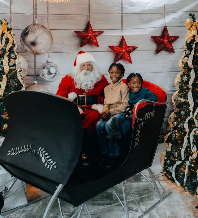 Keller Williams Photos with Santa, event photography by studioUSA in Dallas-Fort Worth