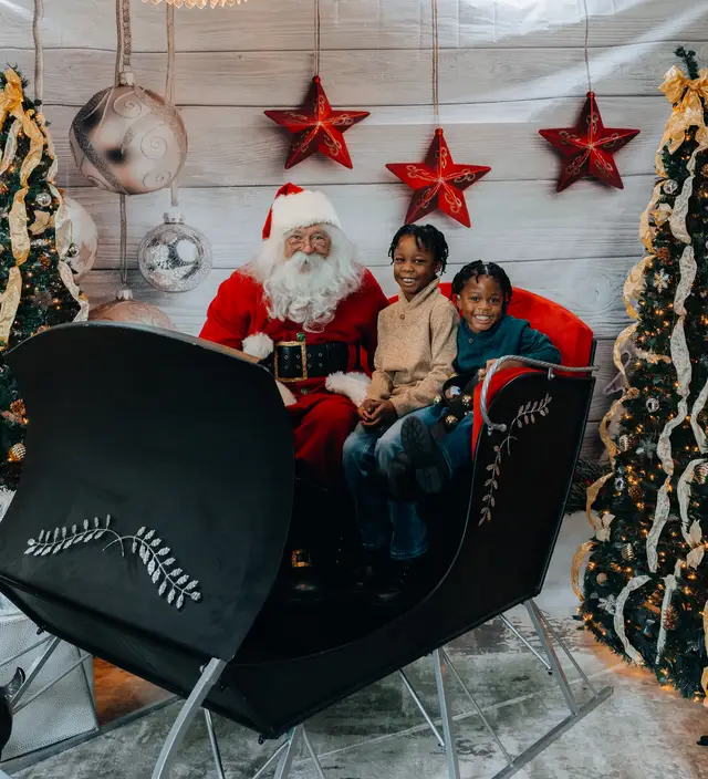Keller Williams Photos with Santa, event photography by studioUSA in Dallas-Fort Worth