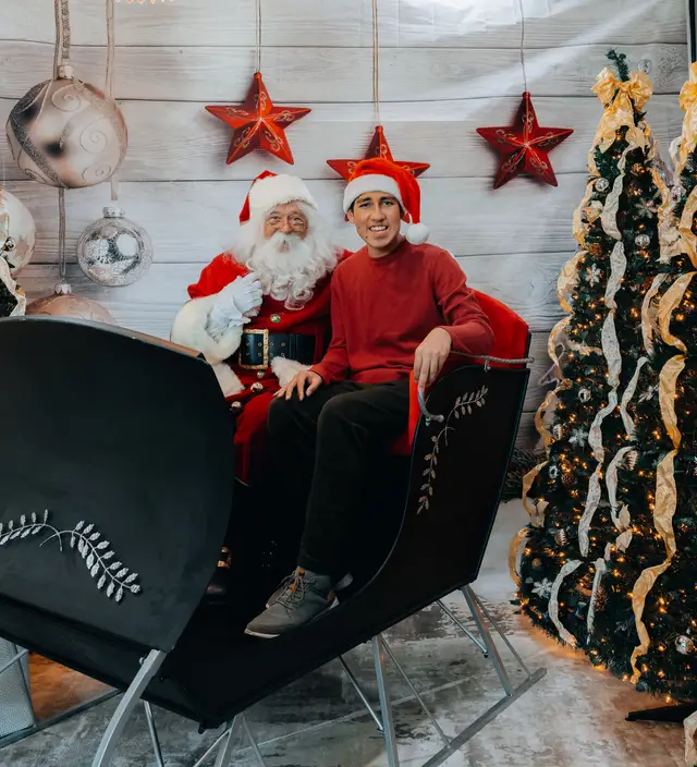 Keller Williams Photos with Santa, event photography by studioUSA in Dallas-Fort Worth