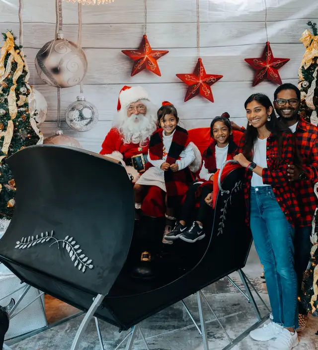 Keller Williams Photos with Santa, event photography by studioUSA in Dallas-Fort Worth