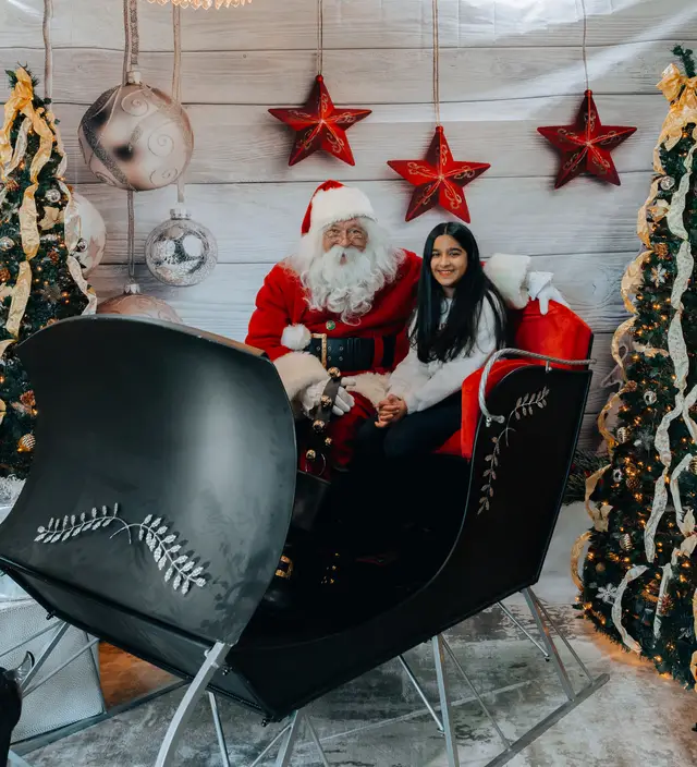 Keller Williams Photos with Santa, event photography by studioUSA in Dallas-Fort Worth
