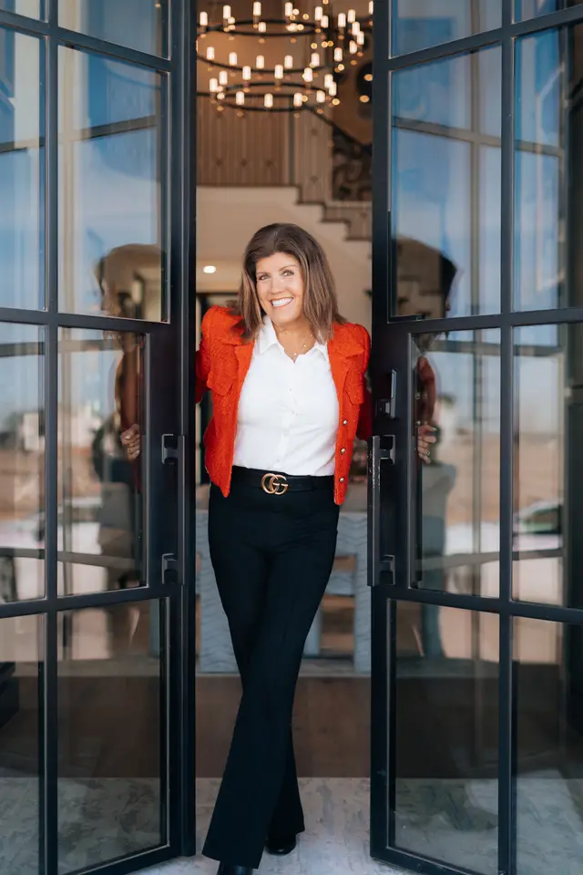 Susie Grant, branding photography by studioUSA in Dallas-Fort Worth