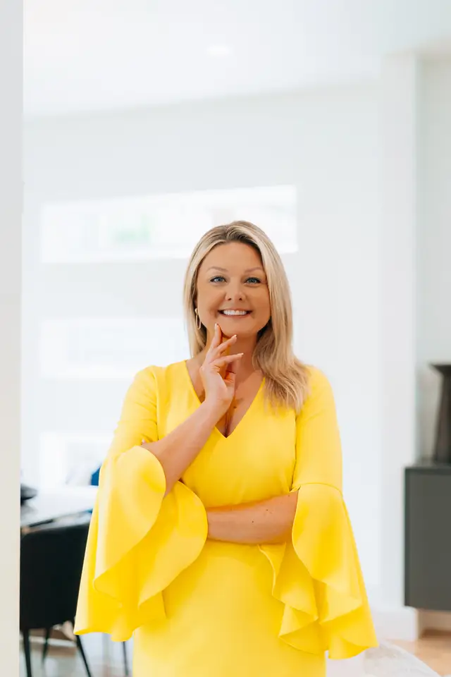 Shelley Homer, branding photography by studioUSA in Dallas-Fort Worth
