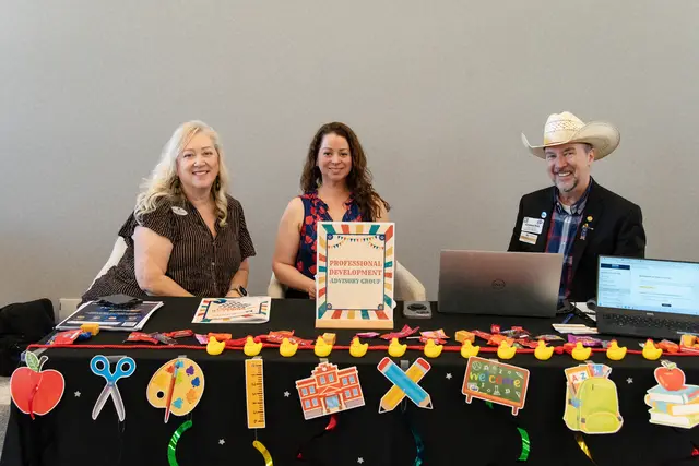 MetroTex Volunteer Fair 2024, event photography by studioUSA in Dallas-Fort Worth