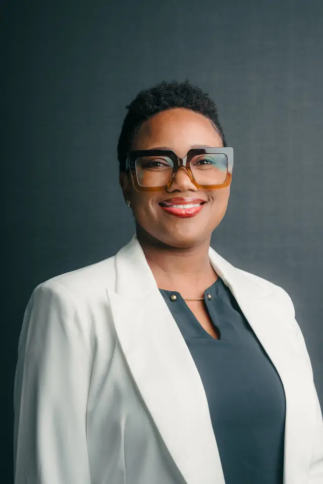 United Realty Headshots, headshot photography by studioUSA in Dallas-Fort Worth