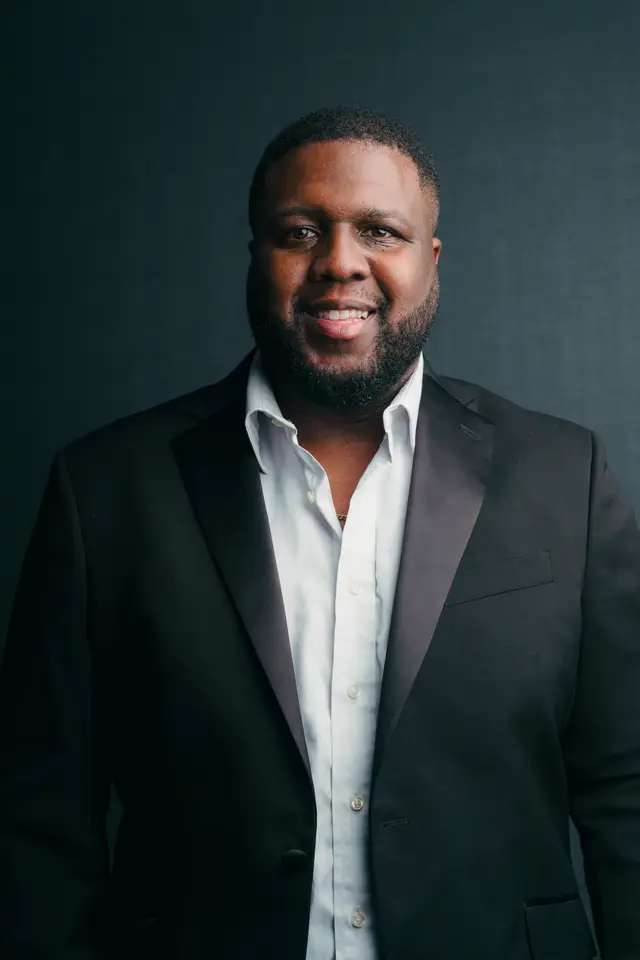 United Realty Headshots, headshot photography by studioUSA in Dallas-Fort Worth