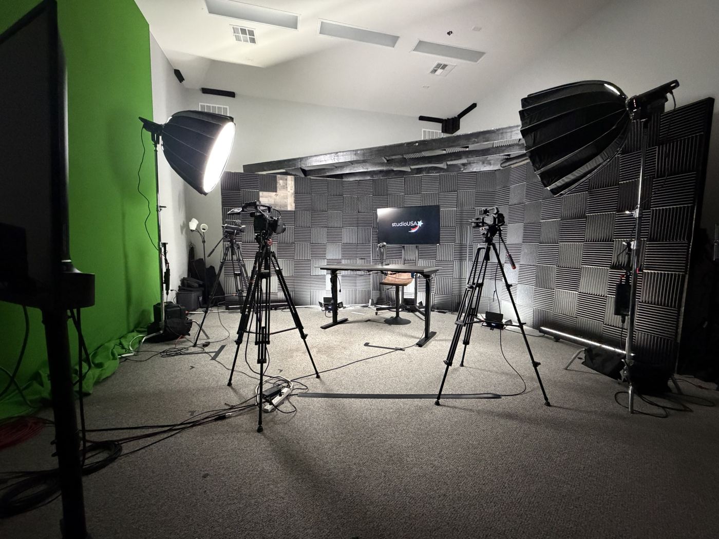 studioUSA West studio floor in Colleyville with green screen wall, lighting and cameras